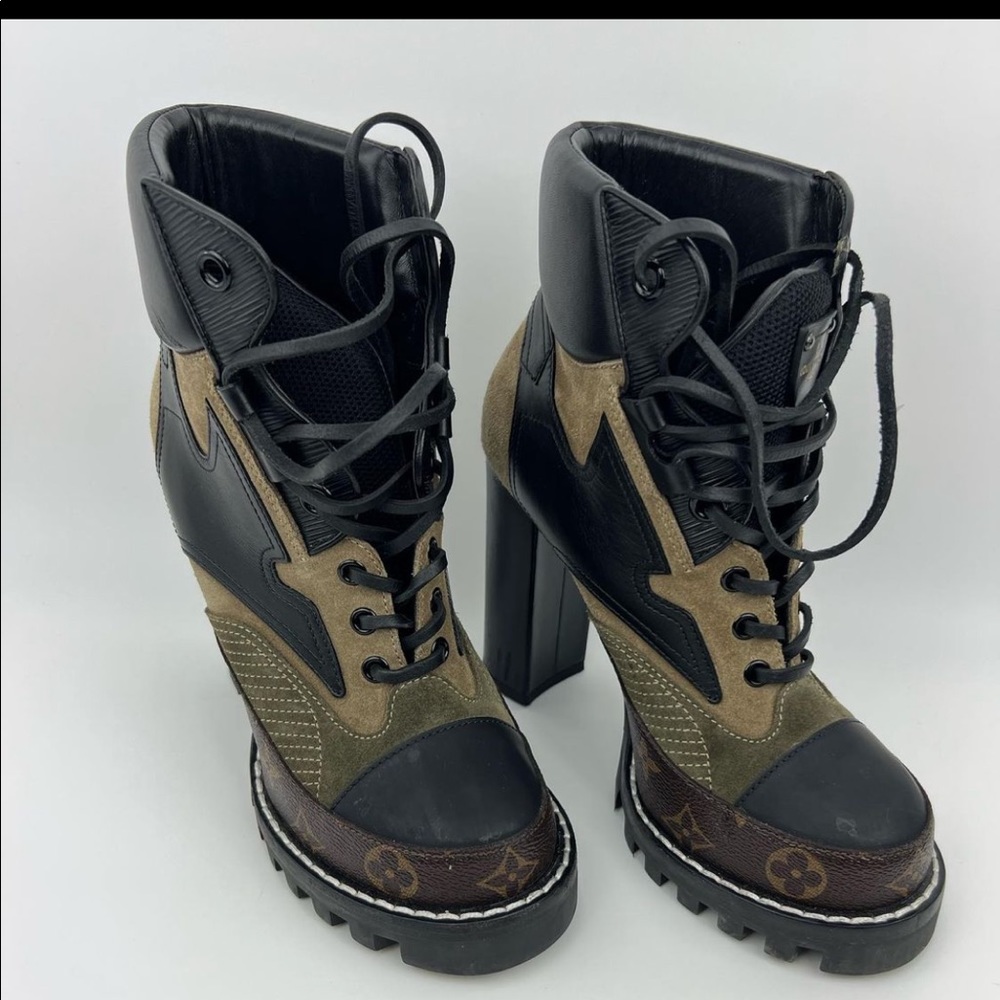 LV Star Trek Boots